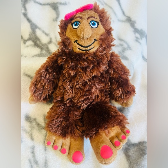 Big Foot Other - “Miss Bigfoot Shesquatch” Sasquatch 12” Plush Toy - EUC